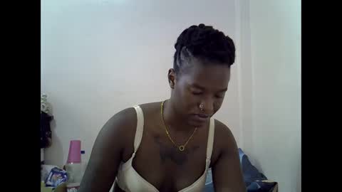 Snapshot of lamensha chatting on 10/10/25, 08:57 lamensha online show from 10/10/25, 08:57