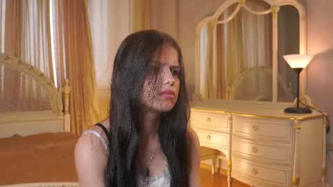 Snapshot of lamonicaptak chatting on 06/11/26, 03:15 Emily online show from 06/11/26, 03:15