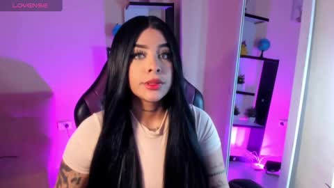 LANA  online show from 12/17/24, 09:27