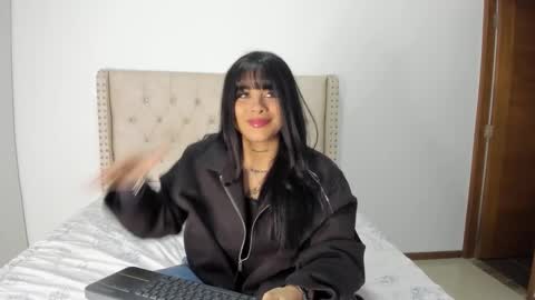 LANA  online show from 09/30/25, 01:54