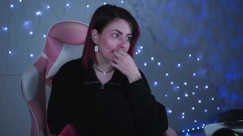 just call me Lana  and her security online show from 02/09/25, 05:11