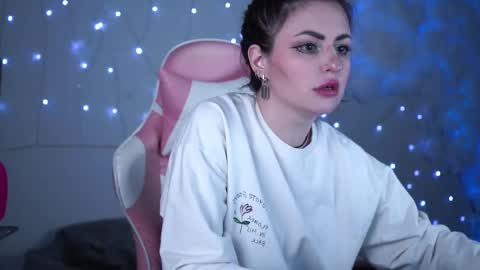 just call me Lana  and her security online show from 03/09/25, 11:58