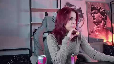 just call me Lana  and her security online show from 10/30/25, 08:38