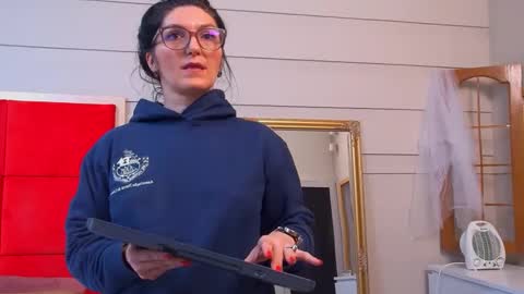 LanaBanner online show from 03/22/26, 05:33