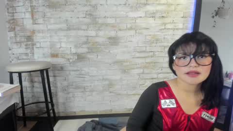 Snapshot of lana_beket_ chatting on 01/03/25, 07:39 Lana online show from 01/03/25, 07:39