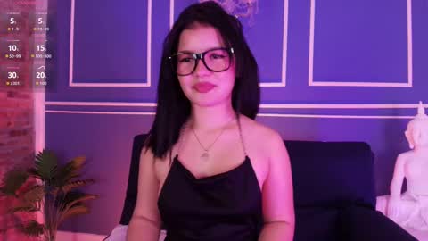 Snapshot of lana_beket_ chatting on 10/09/25, 11:19 Lana online show from 10/09/25, 11:19