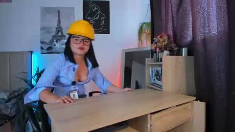 Snapshot of lana_beket_ chatting on 06/10/26, 07:02 Lana online show from 06/10/26, 07:02
