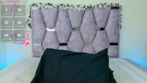 Lana online show from 11/22/25, 10:47