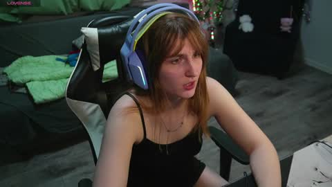 Snapshot of lana_del_kay chatting on 01/26/25, 05:23 Kay online show from 01/26/25, 05:23