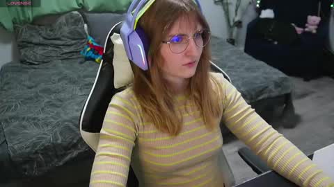 Snapshot of lana_del_kay chatting on 02/17/25, 04:59 Kay online show from 02/17/25, 04:59