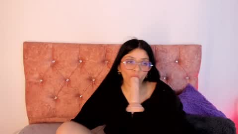 ... .          . ... online show from 02/03/25, 03:17