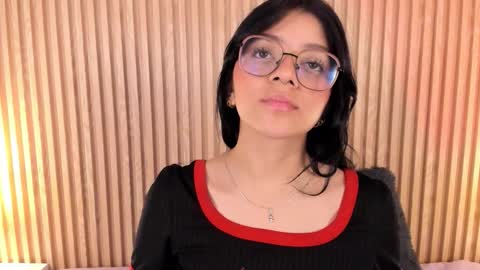 ... .          . ... online show from 09/17/25, 12:29