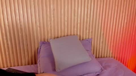 ... .          . ... online show from 01/14/26, 01:28