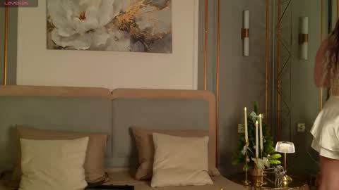 lana_ellie online show from 12/04/25, 05:28