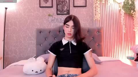 lana_gill online show from 05/01/26, 06:34