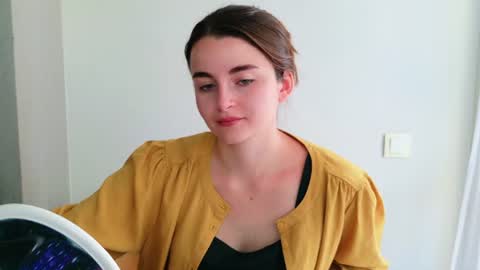 Snapshot of lana_gl chatting on 06/18/26, 07:30 lana_gl online show from 06/18/26, 07:30