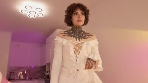 Snapshot of lana_mays chatting on 05/31/26, 03:04 Eva online show from 05/31/26, 03:04