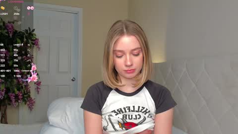 Lana online show from 01/20/25, 10:04