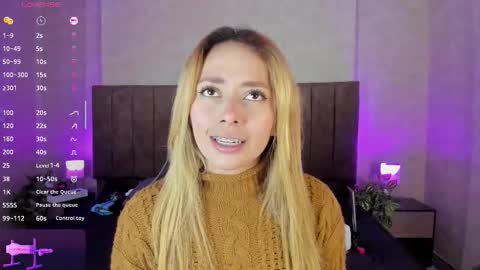 Lana online show from 12/19/25, 04:19