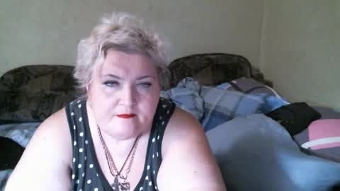 lanacat555 online show from 09/10/25, 10:32