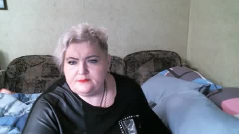 lanacat555 online show from 09/19/25, 11:05
