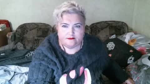 lanacat555 online show from 12/16/25, 09:09