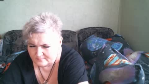 lanacat555 online show from 04/11/26, 10:19