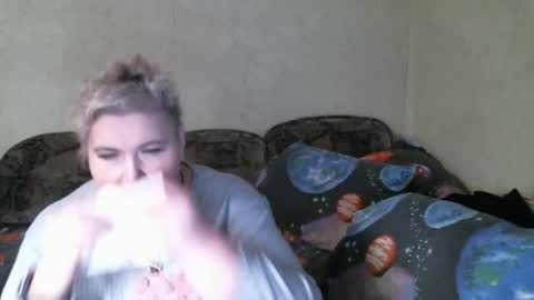 lanacat555 online show from 04/18/26, 07:07