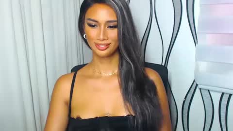 Snapshot of lanadel_hilton chatting on 01/06/25, 12:37 Lana online show from 01/06/25, 12:37