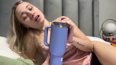 lanademira online show from 02/06/26, 09:07