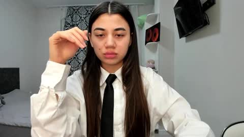 Snapshot of lanalandd chatting on 12/10/24, 04:34 Lana online show from 12/10/24, 04:34