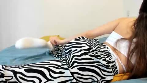 Snapshot of lanalandd chatting on 02/11/25, 11:43 Lana online show from 02/11/25, 11:43