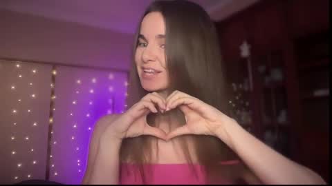 Lana online show from 03/11/25, 11:37