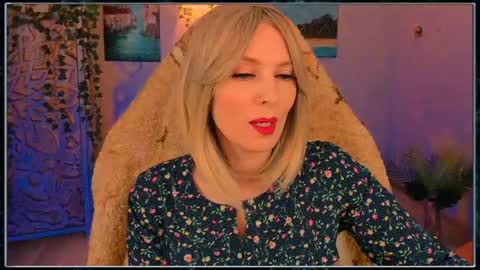 Snapshot of lanaradiance chatting on 06/21/26, 02:41 Lana Radiance online show from 06/21/26, 02:41