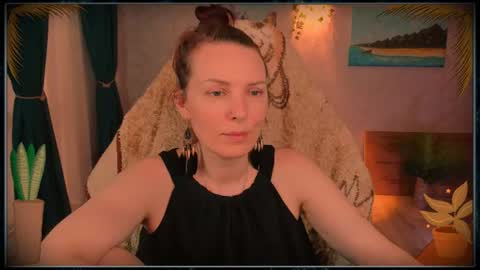 Snapshot of lanaradiance chatting on 07/25/26, 04:37 Lana Radiance online show from 07/25/26, 04:37