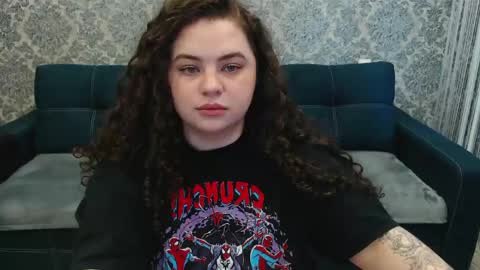 Snapshot of lanaroub chatting on 05/18/26, 03:13 LanaRoub online show from 05/18/26, 03:13