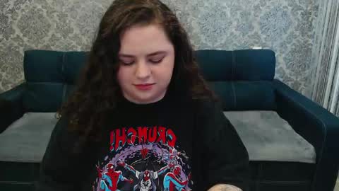 Snapshot of lanaroub chatting on 05/20/26, 03:24 LanaRoub online show from 05/20/26, 03:24