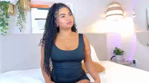 Lana online show from 10/09/25, 10:30