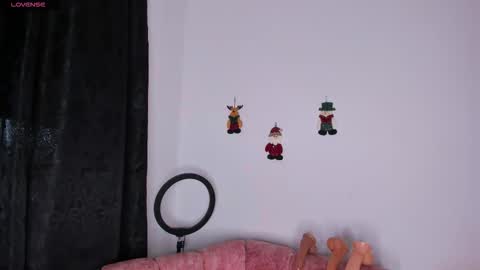 lanasin_ online show from 12/18/25, 09:54