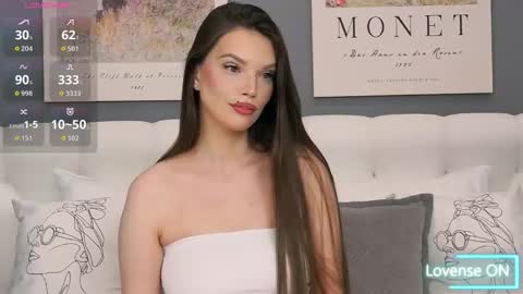 Laneah online show from 11/19/25, 01:05