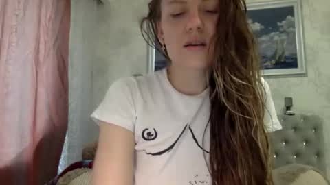 langoria online show from 05/06/26, 11:59