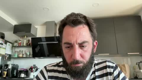 Lanimal online show from 09/19/25, 12:28