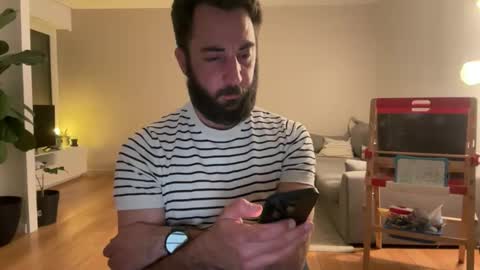 Lanimal online show from 04/10/26, 10:03