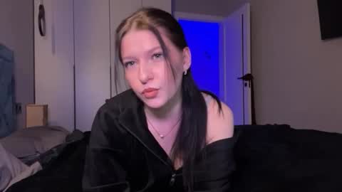 Sarah online show from 03/07/26, 04:59