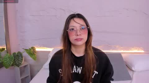 Lanna online show from 02/21/26, 11:33