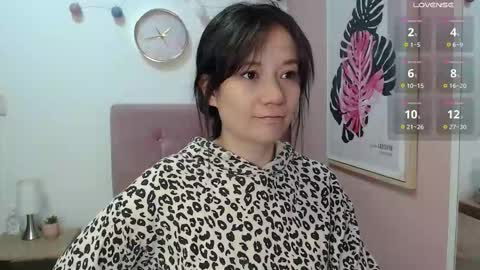 Snapshot of lanna_mills chatting on 10/11/25, 12:58 Lanna online show from 10/11/25, 12:58
