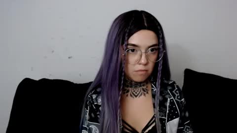 Snapshot of lannie_gonzales chatting on 01/19/25, 10:17 LANNIE   online show from 01/19/25, 10:17