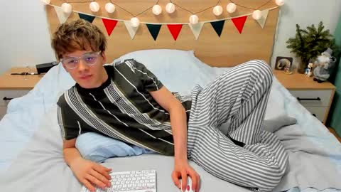 Fandi online show from 01/07/25, 04:16