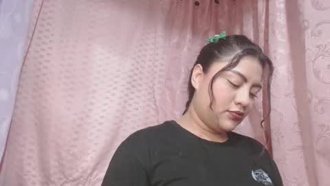 lapeligrosa_ online show from 02/18/25, 11:55