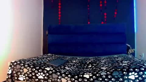 Snapshot of lara_brunette chatting on 02/17/25, 11:44 Lara Brunette  online show from 02/17/25, 11:44